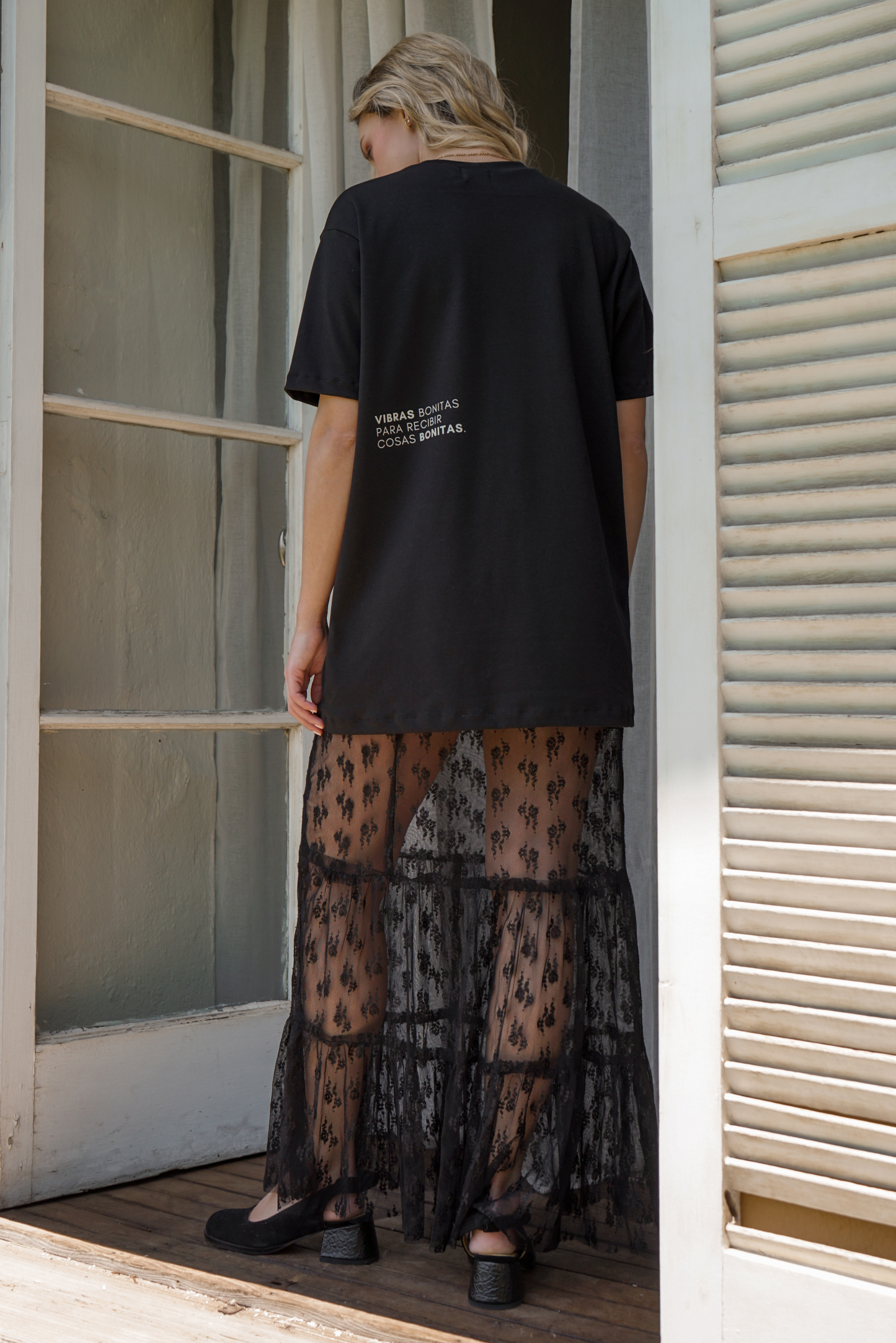 Polera Oversized Mujer Negra - Polera Vibes 🦋