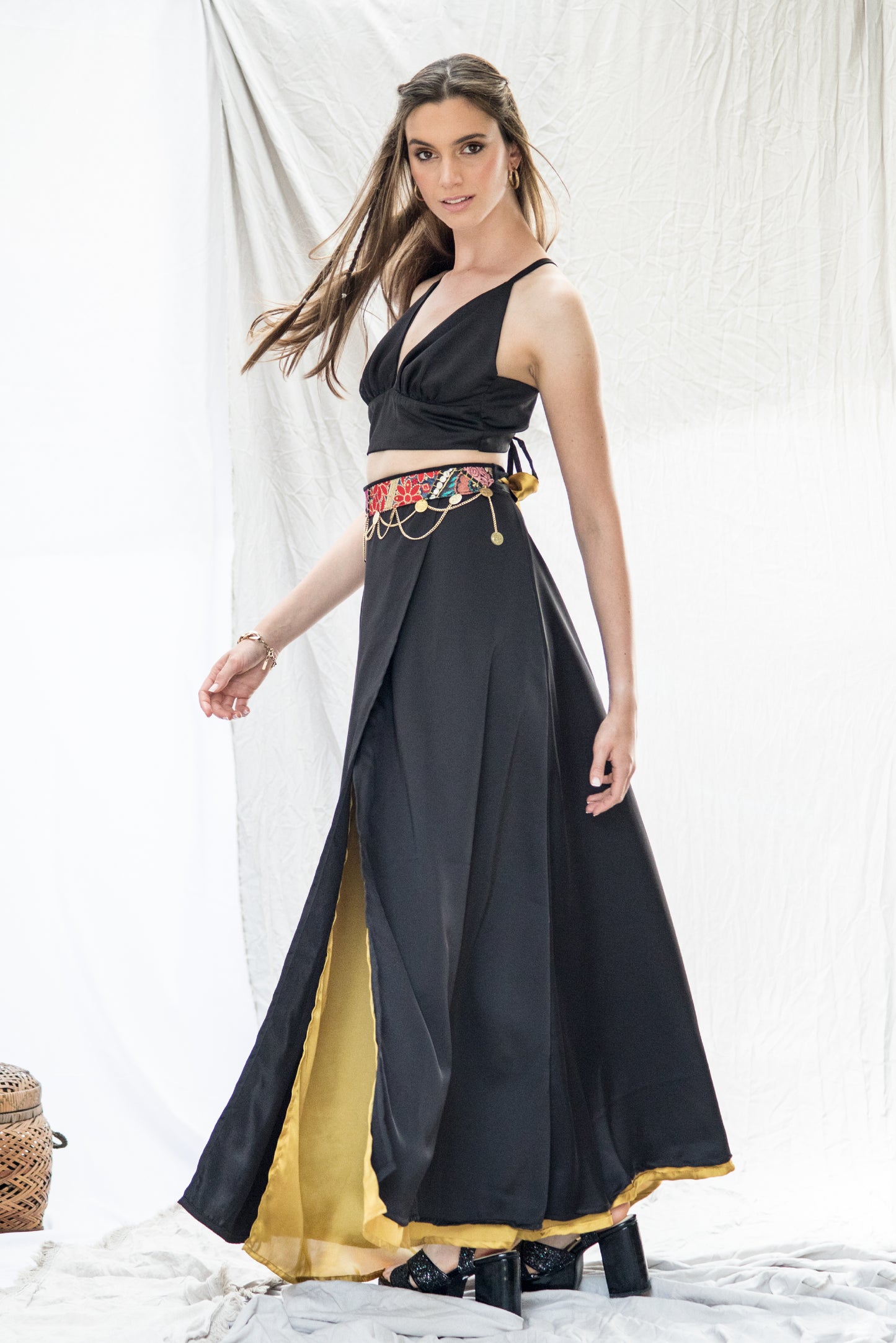 Top Seda Fiesta Mujer Negro - Leia