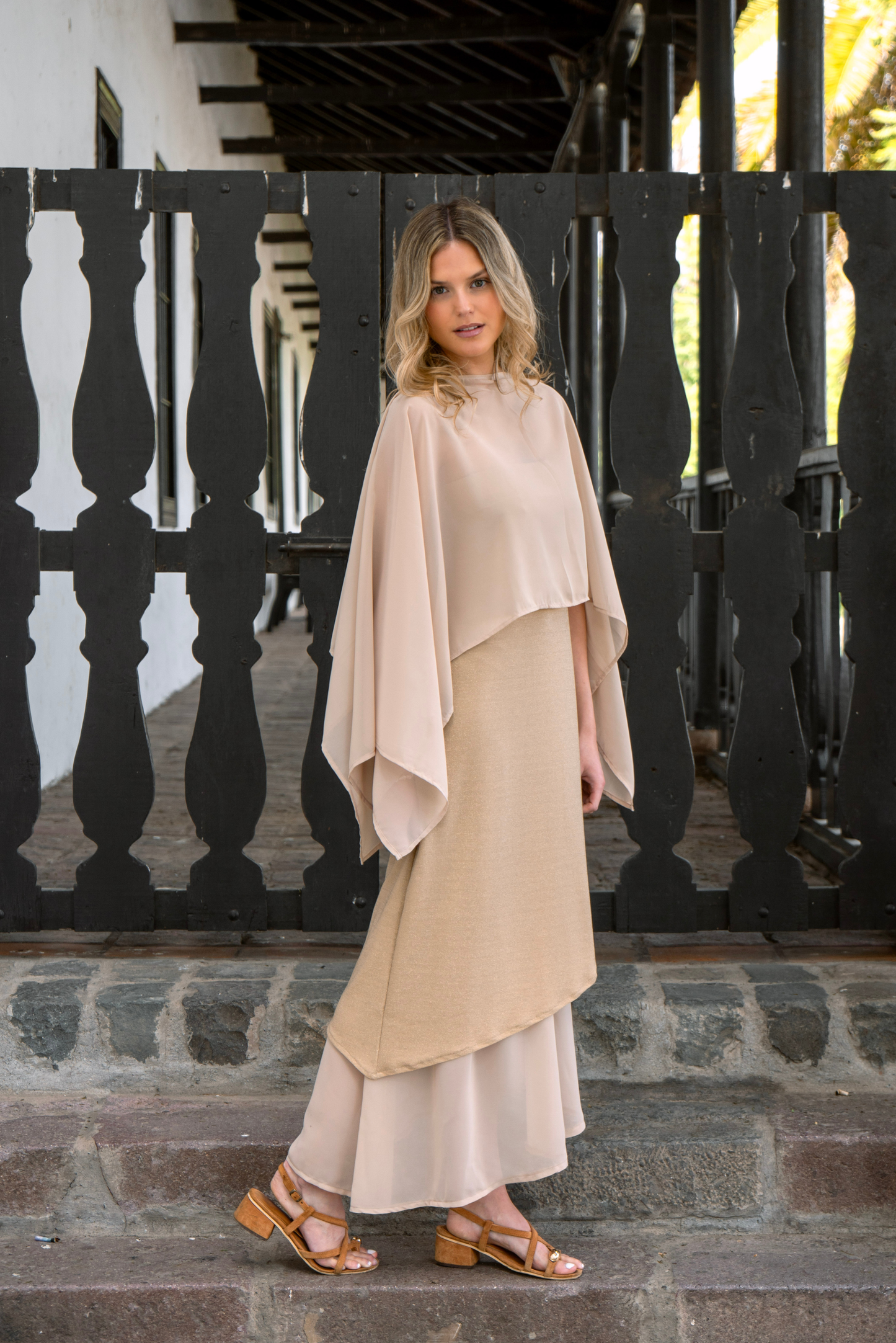 Vestido Sofía Dorado