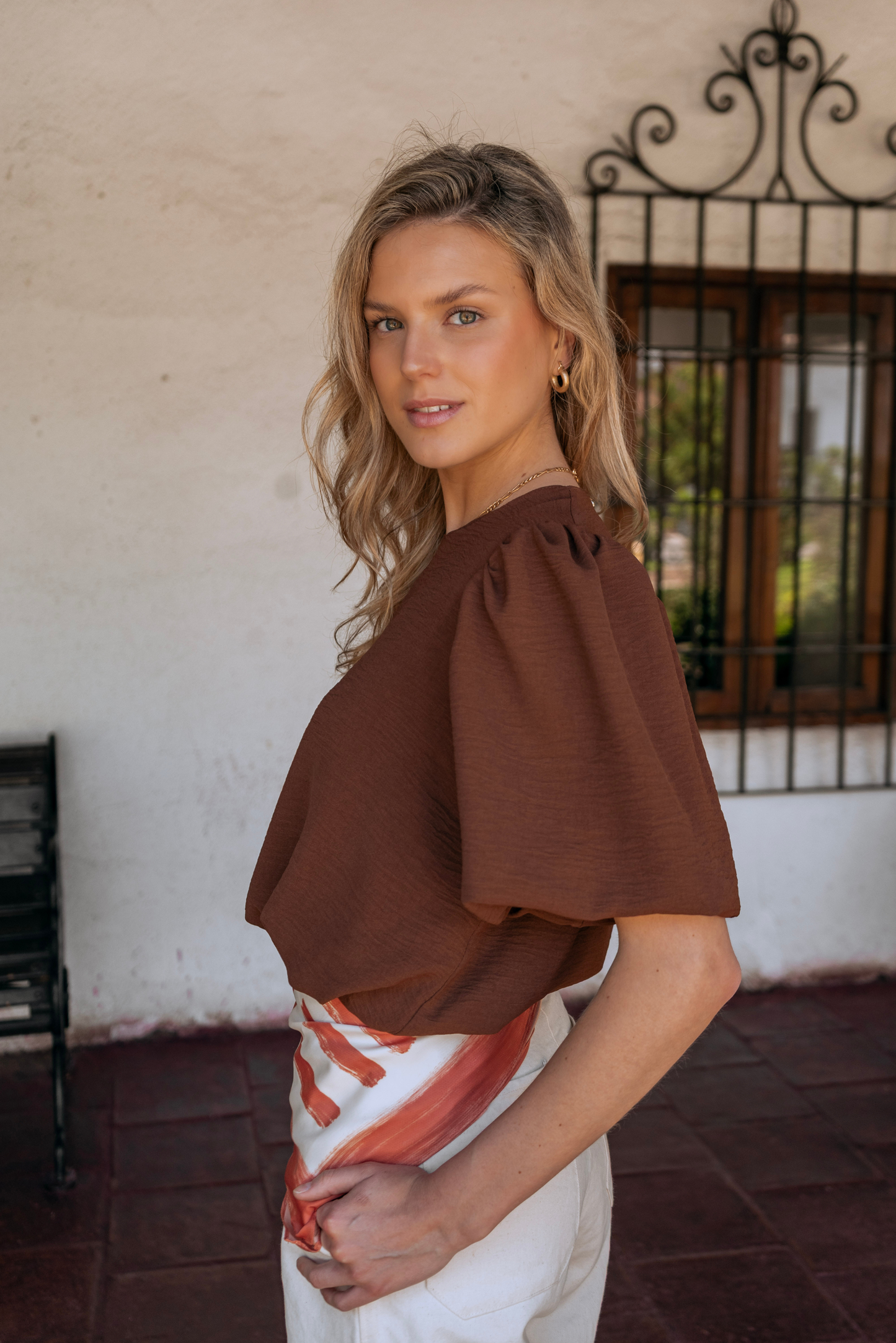 Blusa Mujer Café - Blusa Emma Manga Corta